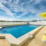 Casa Miranda Villa *